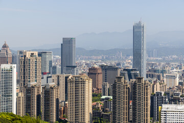 Fototapeta na wymiar Taipei city downtown skyline