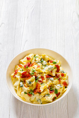 ricotta spinach tortellini in creamy cheese sauce