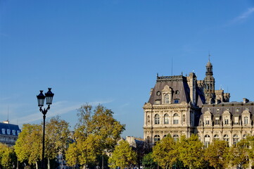Fototapeta na wymiar Mairie de Paris. Place de l'Hôtel de Ville. Paris.