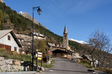 Eglise Saint-Pélade de Réallon, Hautes-Alpes