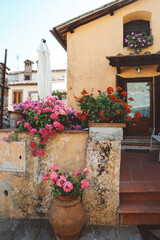 Fototapeta na wymiar Tuscan Home