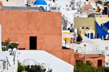 houses in oia city