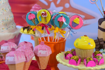 children's party decoration ice cream chocolate cakes and sweets machimelo