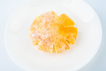 Chongqing specialty orange cake with icing sugar