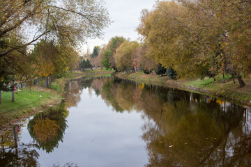 Fototapeta na wymiar Porsuk river , Eskisehir city on autumn season.