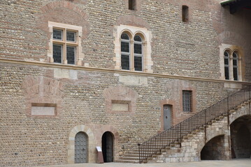 Cour du palais des Rois de Majorque à Perpignan. France