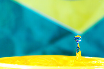simbolo da bandeira do brasil em gota de água splash water photography