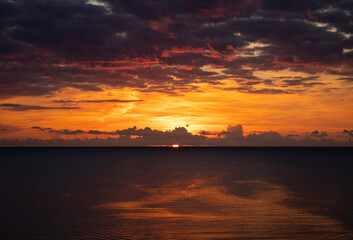 Fototapeta premium Golden Sunset