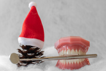 Zahnärztlicher Weihnachtshintergrund mit Platzhalter