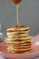 pancakes with honey