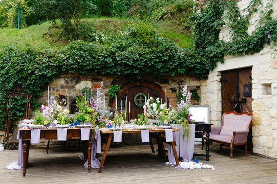 Banquet space for reception 