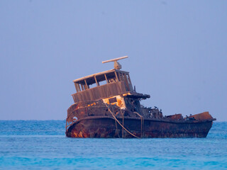 abandoned ship wreck
