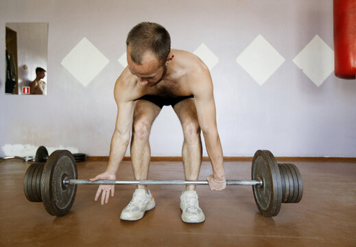 Male athletes in gym