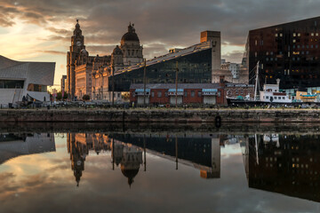 Fototapeta na wymiar Royal Liver Building and the Museum in Liverpool, image captured at sunset in the city center downtown docklands