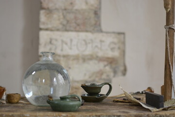 lanterna ad olio in un mercato medievale