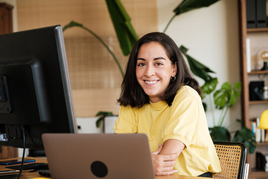 Smiling woman looking at camera