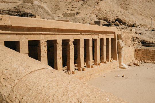 Front of mortuary temple of Hatshepsut