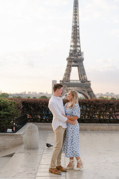 romantic couple by Eiffel tower