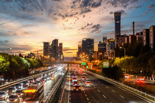 Peak traffic flow in the core area of Beijing CBD in the evening