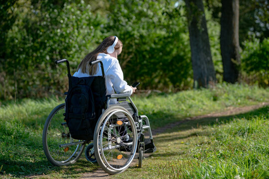 wheelchair outdoors activity