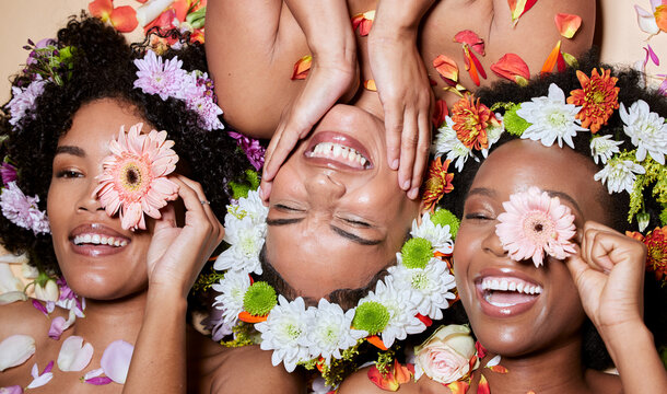 Black Women Flowers Images – Browse 398,761 Stock Photos, Vectors, and  Video | Adobe Stock
