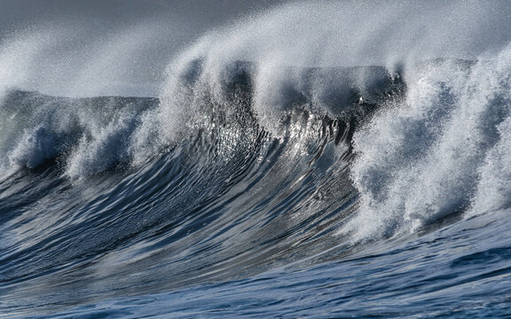 Olas, oc&eacute;ano, marejada