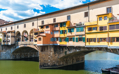 Fototapeta na wymiar Ponte Vecchio Bridge over Arno River, Florence, Italy, Europe