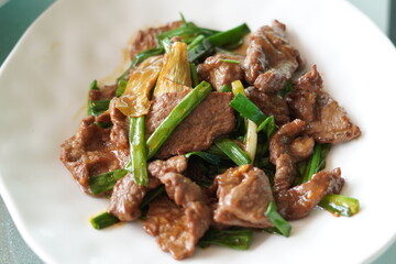 Stir fried beef , wok fried beef