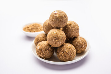 Til Gul laddoo, Sesame jaggery ball, til ke laddo or tilgul for Makar Sankranti Festival in India