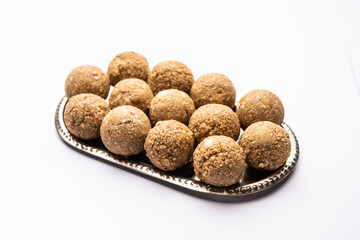 Til Gul laddoo, Sesame jaggery ball, til ke laddo or tilgul for Makar Sankranti Festival in India