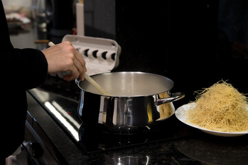 Vermicelli preparation. 