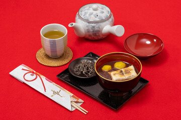 切り餅入りの栗ぜんざいと煎茶のセット2