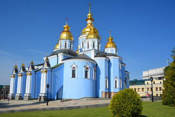 Fototapeta na wymiar Saint Michael Golden Domed Monastery is a functioning monastery. The monastery is located on the right bank of the Dnieper River northeast of the Saint Sophia Cathedral.