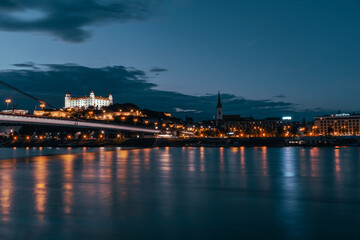 Obraz premium Bratislava at night