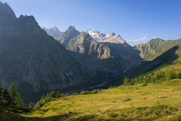 Hiking around Mont Blanc, Alpine landscape