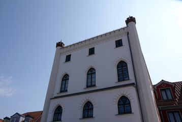 Fototapeta na wymiar Neues Rathaus in Waren an der Mueritz