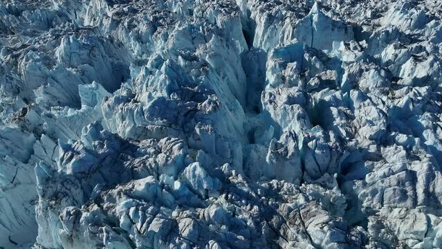 texturas e icebergs del glaciar eqi en groenlandia