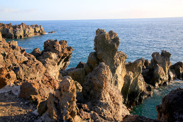 Lava-Felsen am Meer, Lavagestein, Insel Lanzarote, Spanien, Europa