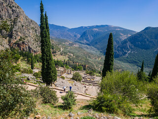 Fototapeta na wymiar Tourists Admiring the View of Delphi