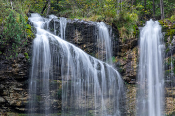 Obraz premium Weissbach Wasserfall bei Inzell, Bayern, Deutschland