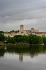 vista de la ciudad medieval de Zamora en el norte de España