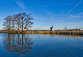 Windmill the Oude Weteringmolen near Streefkerk in Holland