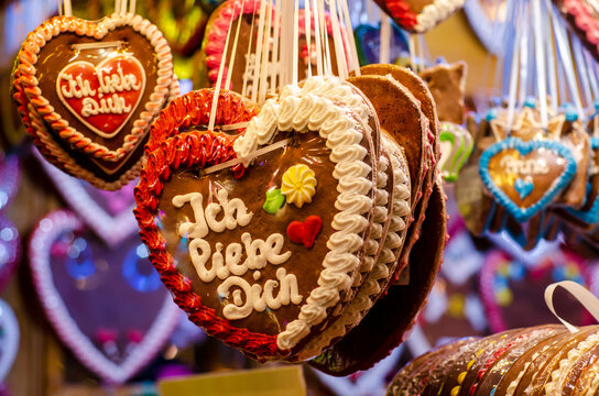 Gingerbread Hearts at German Christmas Market. I love you - inscription in German