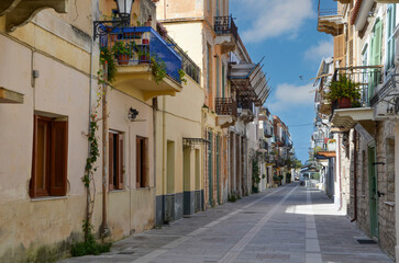 Fototapeta na wymiar view of narrow street in old town in Nafplion city ,Greece.