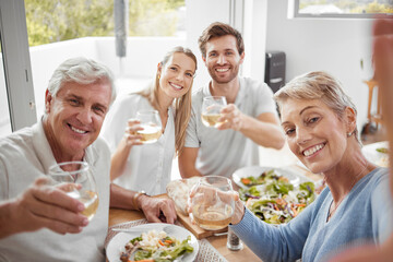 Cheers, family selfie and dinner together at table for celebration, happiness and champagne. Happy family, celebrate retirement and eating healthy lunch, senior parents and toast for love and support