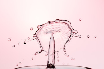 Fototapeta premium Water Drop Splash with Ripples on water surface