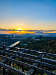 Fototapeta premium 苗木城跡の夕暮れ