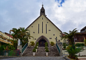Fototapeta na wymiar St. Anthony Church (Santo Antonio de Paquequer) in Teresopolis, Rio de Janeiro, Brazil