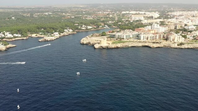 survol de Ciutadella de Menorca dans les &icirc;les Bal&eacute;ares en Espagne, minorque