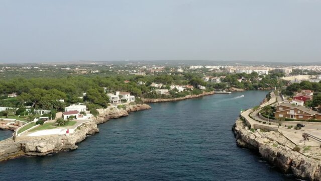 survol de Ciutadella de Menorca dans les &icirc;les Bal&eacute;ares en Espagne, minorque